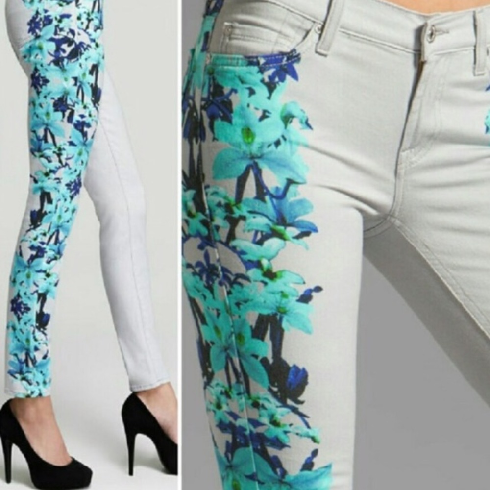 🦋 7FAM Floral Skinny Crop Jeans size 24x28
